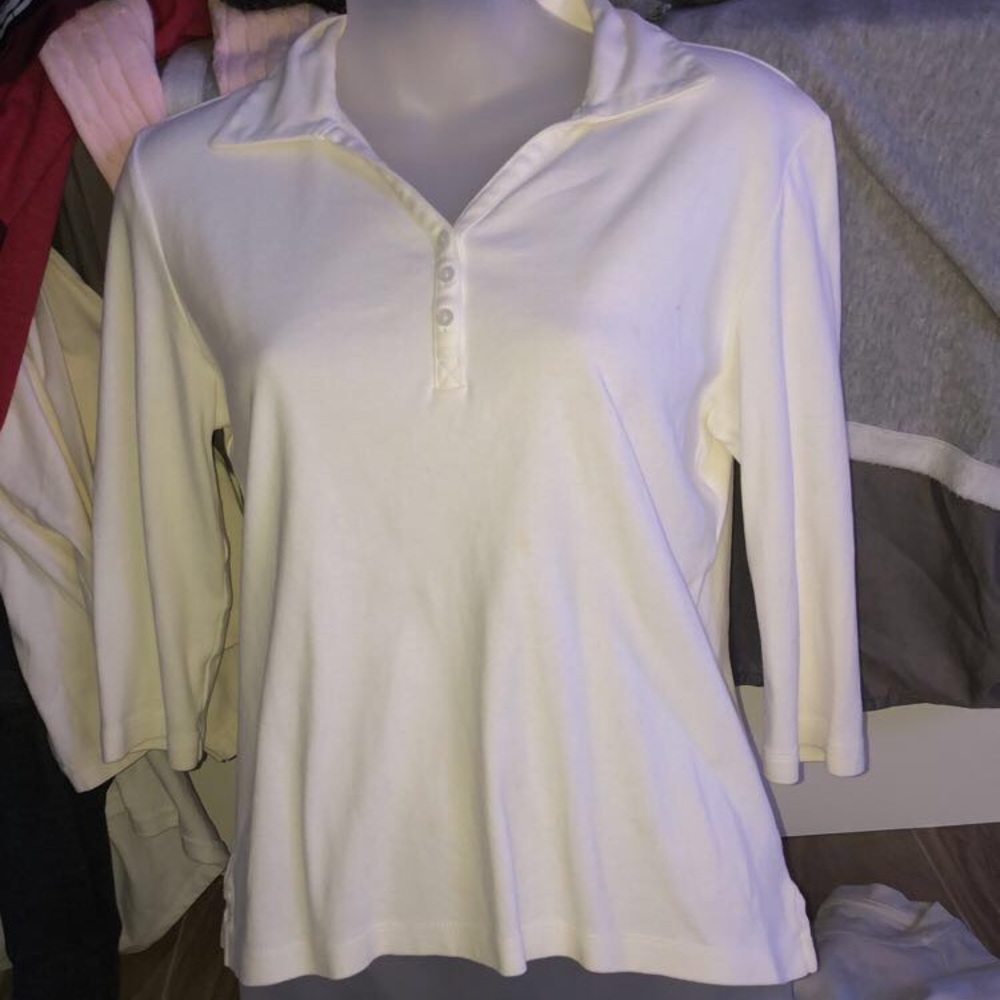 White Quarter Sleeve Button Top Size Medium